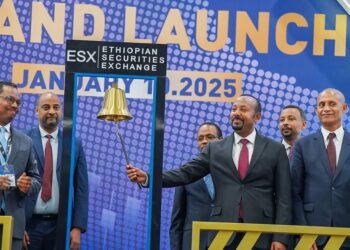 PM Abiy Ahmed ringing the bell to launch ESX